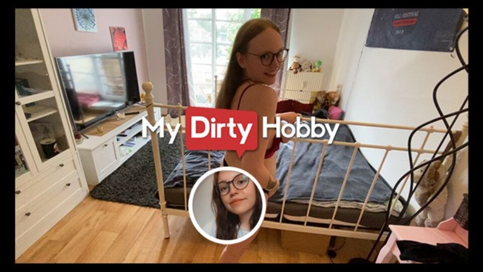 Mydirtyhobby प्रस्तुत करता है Leni Lizz का लाल सिर अश्लील