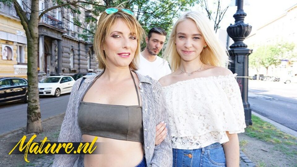 Arteya Dee und Emma Klein in Anal Fickfilm von Mature NL