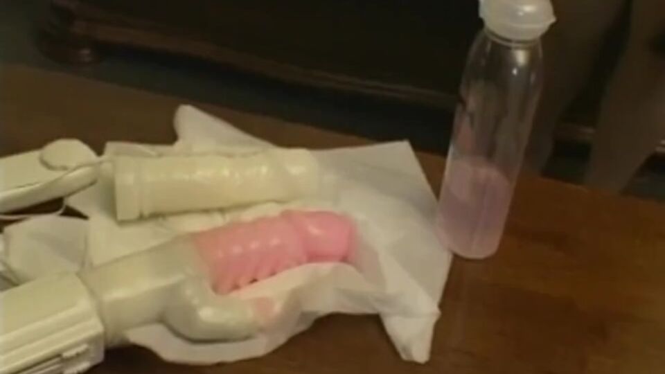 Suggestiva capra partecipa in azione adolescente