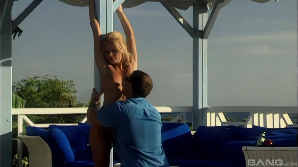 Begehrenswerte Shelly Elson in der Hauptrolle in Dicke Titten Trailer