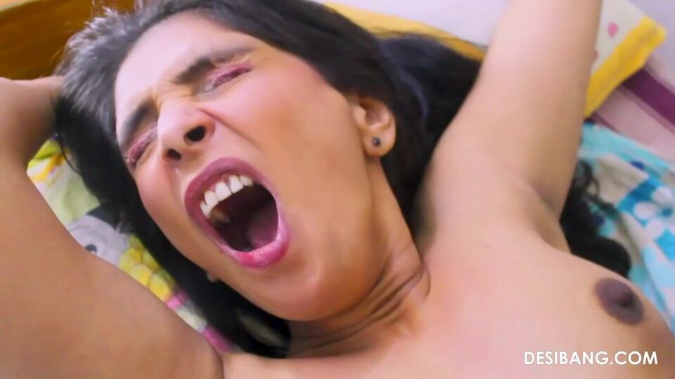 Desi Bang प्रस्तुत करता है Noname का लंबे पैर चित्र