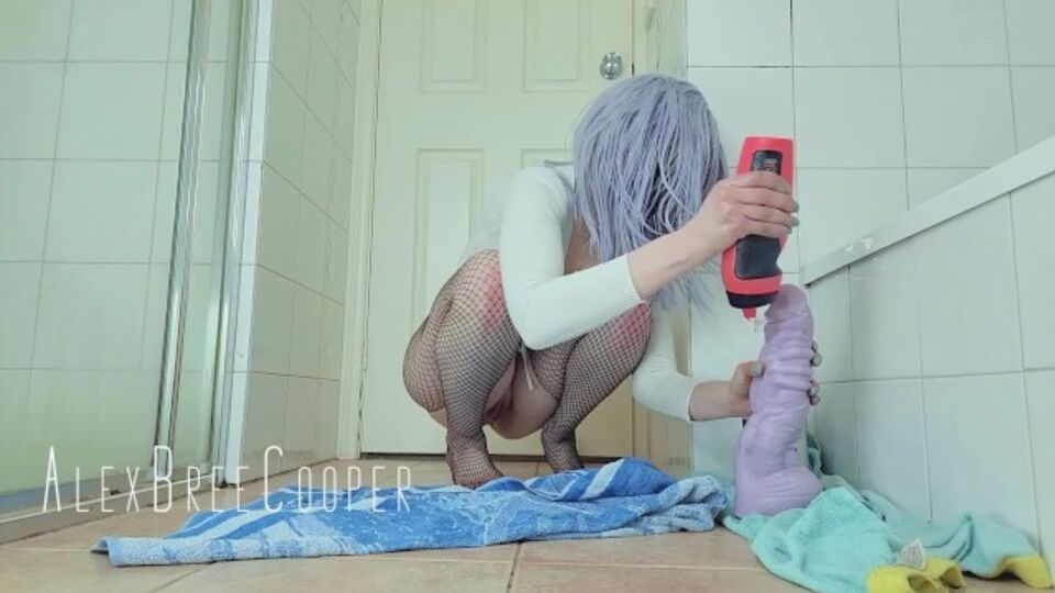 Filmato ragazza sola con alexbreecooper