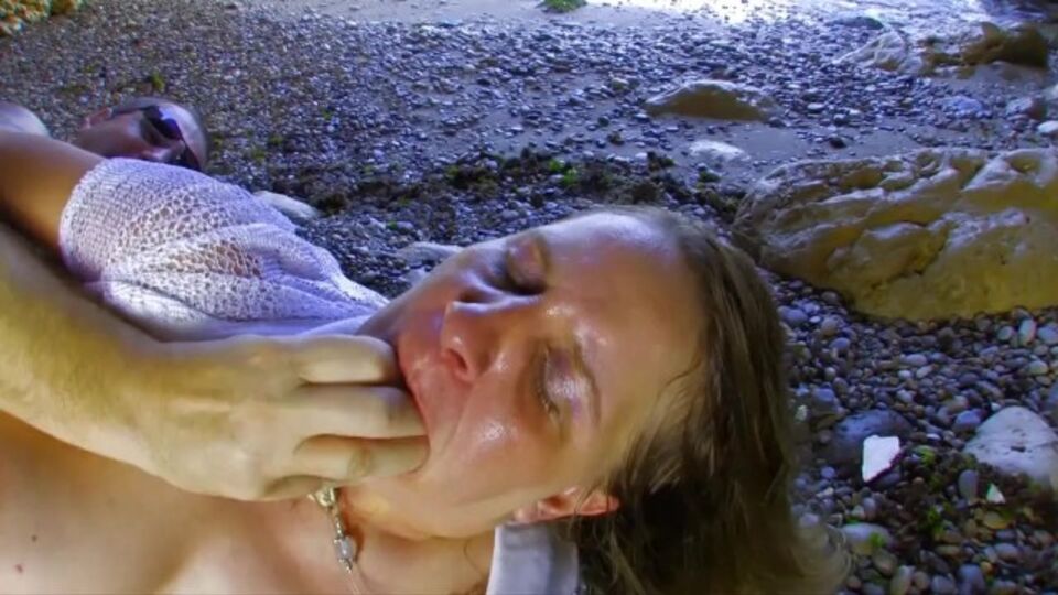 Nasse Turteltaube in Facial Sexfilm