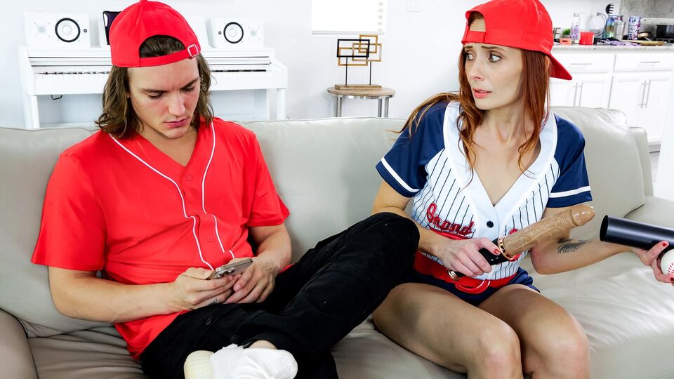 Missionar XXX mit spektakulärer Holly Lace von Got Mylf