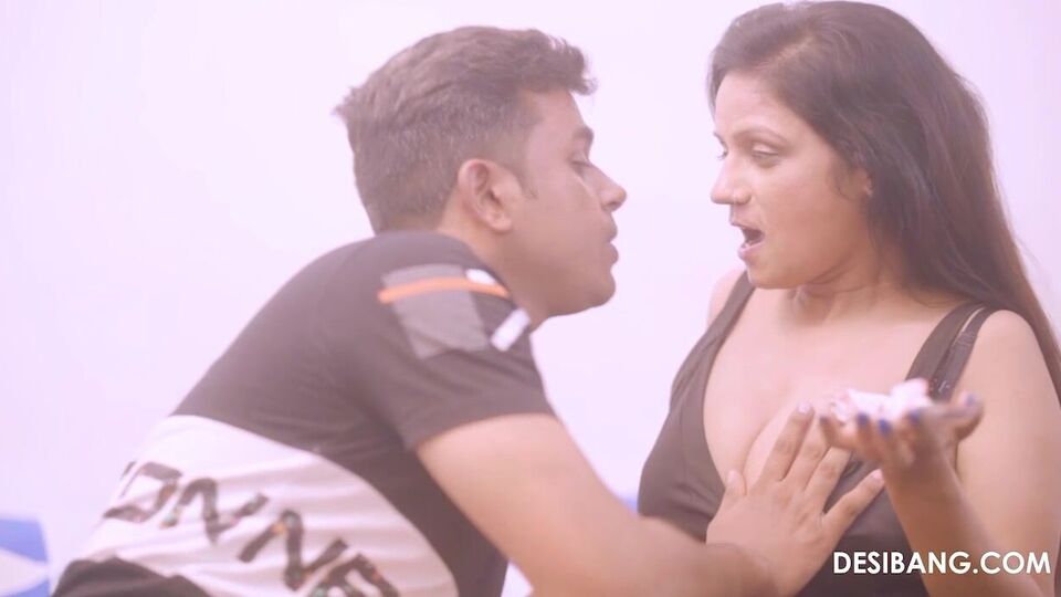 उत्तेजक Noname का अश्लील साहित्य देखें