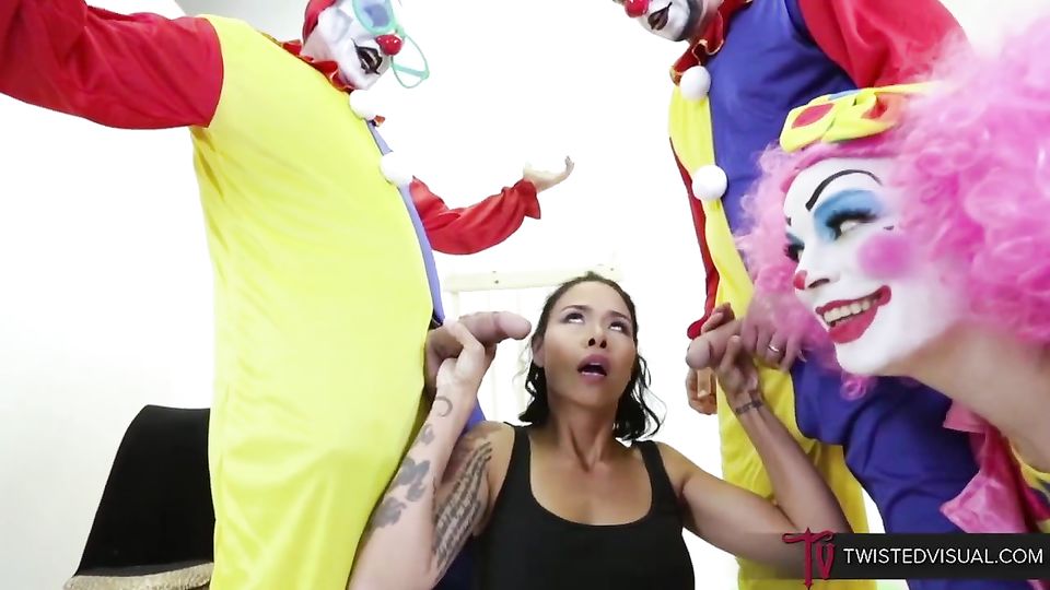 लंबे पैर दृश्य Twisted Visual से मनोहारी Dana DeArmond और Dana Vespoli के साथ