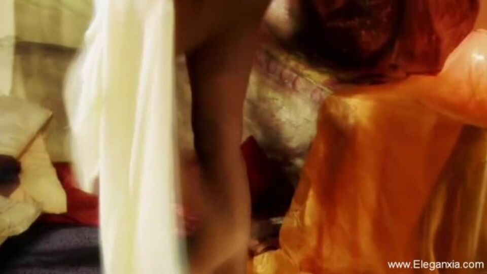 Peccaminosa India - clip solo donna - Eleganxia