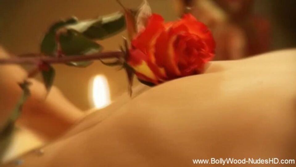 Babes et India dans sexe femme en solo de Bollywood Nudes HD