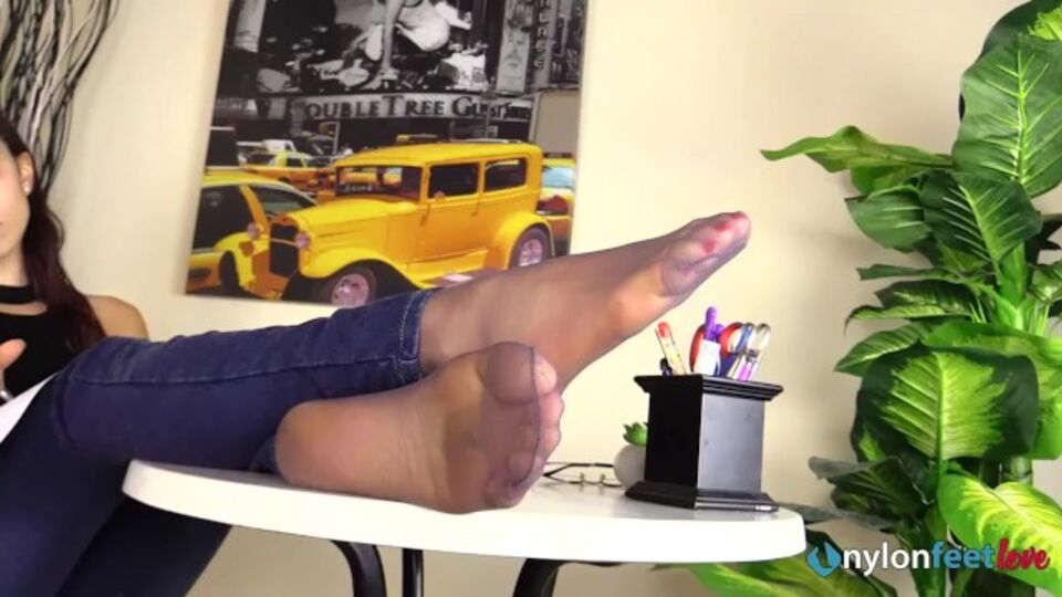 Nylon Feet Love - scène soft