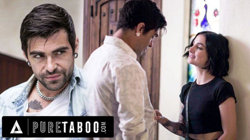 Filmato anale violento con appetibile Lucky Fate e Stevie Moon di Pure Taboo