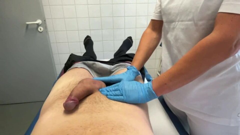 Sinfulwetjoy in Krankenschwester Porno von Verified Amateurs