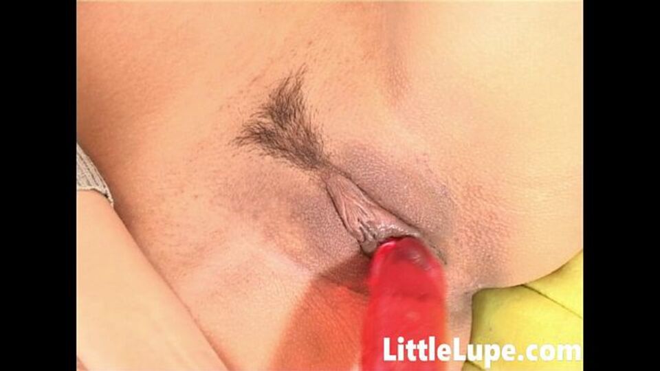 Little Lupe प्रस्तुत करता है महिलाओं के लिए का हस्तमैथुन काम वीडियो