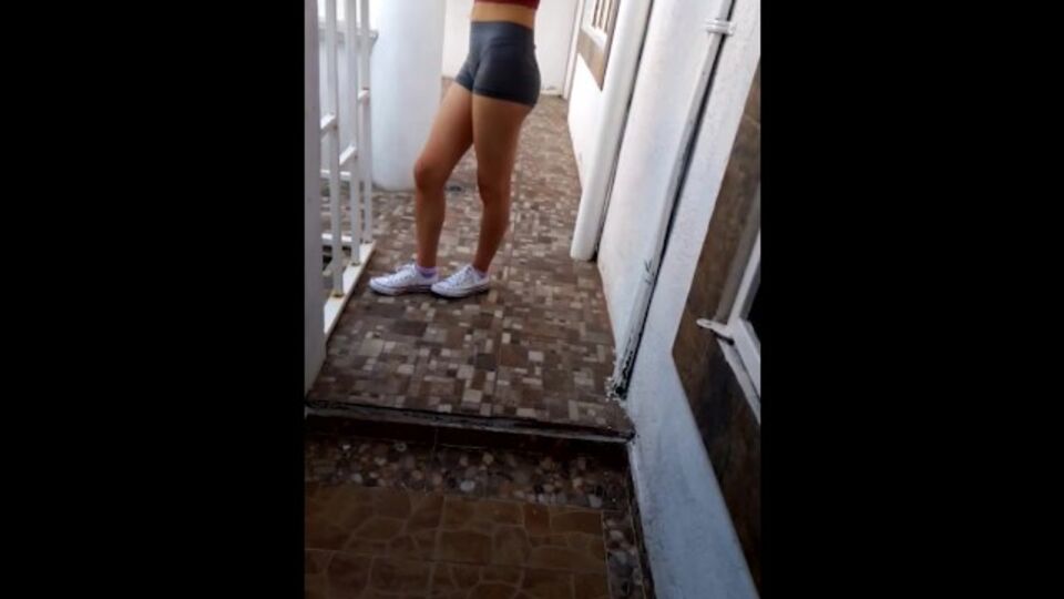 Spettacolare Tania Gomez in film latina