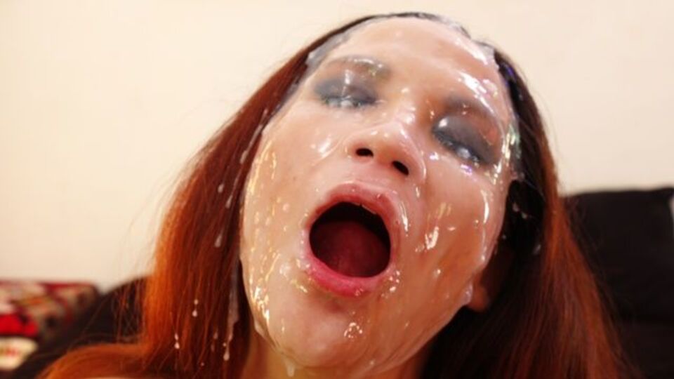 Ben fatta ninfetta partecipa in video gola profonda