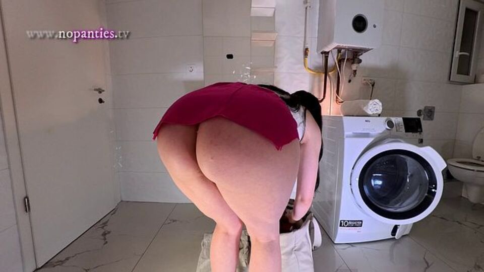 Sesso solo donna con bellina donnaccia di No Panties TV